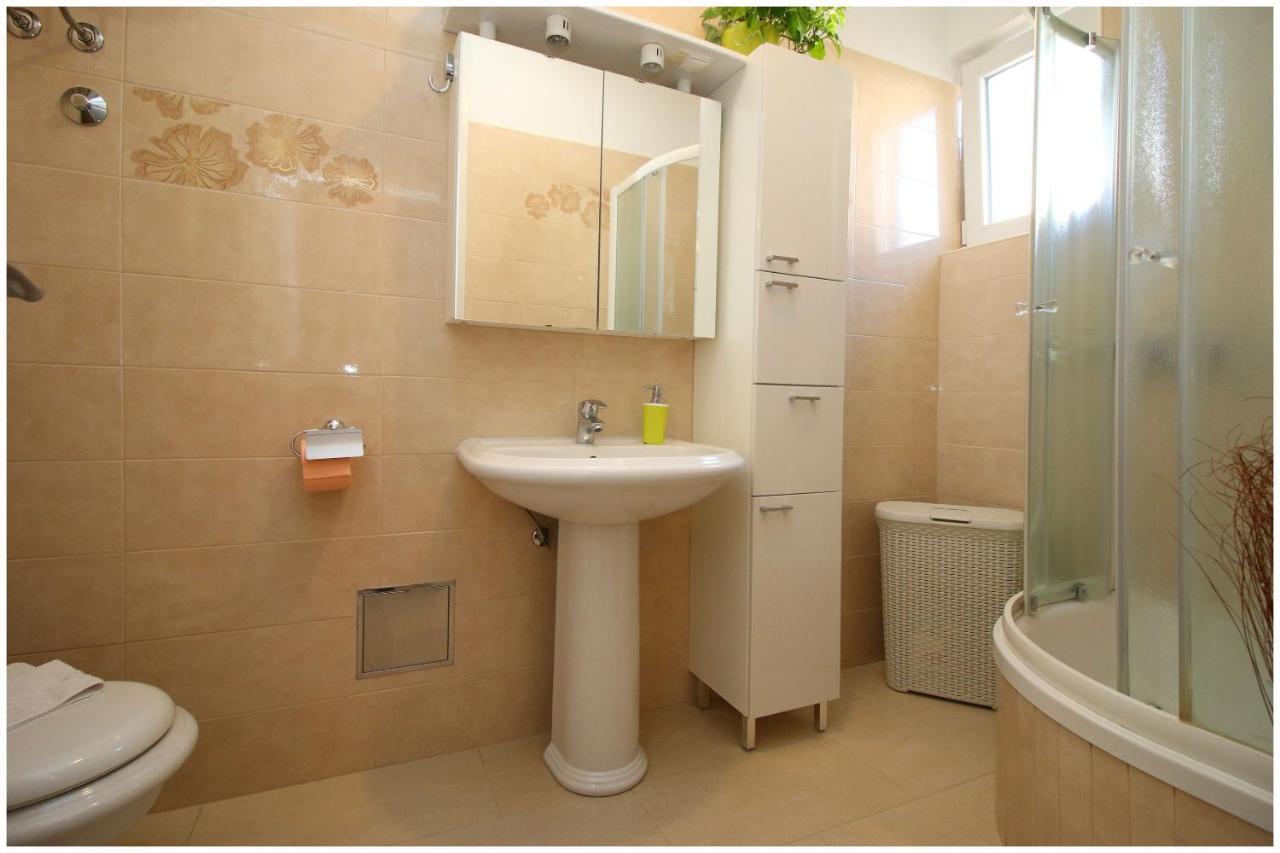 Apartment Slavko Primošten Kültér fotó